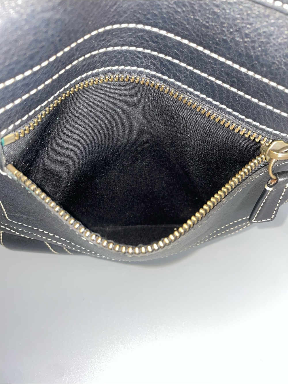 Coach Bleecker Slim Duffle Pebbled Leather 2006-COA - Picture 9 of 12